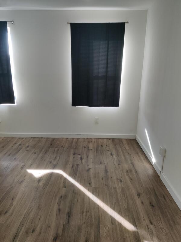Foto del edificio - 2411 W Harold St