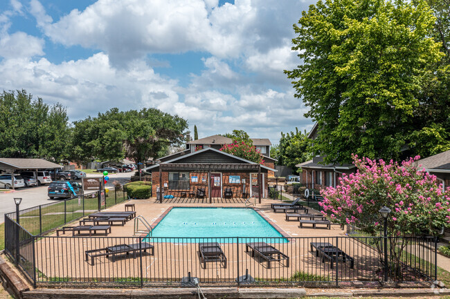 Piscina - Parkside Arlington