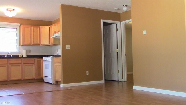Building Photo - 2 br, 1 bath Duplex - 17384 Lane Ave