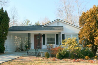 Building Photo - 1919 Old South Carolina Ave