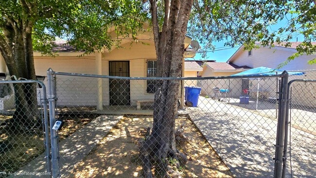 Building Photo - 2901 Clark Blvd