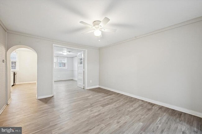 Foto del edificio - 6619 Guyer Ave