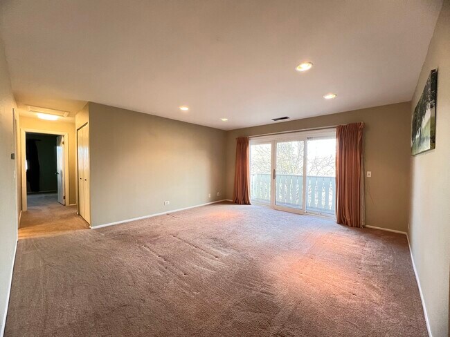 Foto del edificio - 1542 Heather Ct