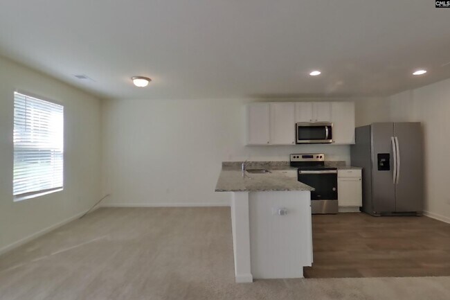 Building Photo - 1077 Crescent Moon Lp