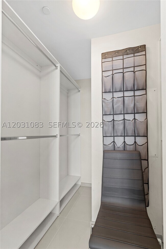 Foto del edificio - 5300 NW 85th Ave