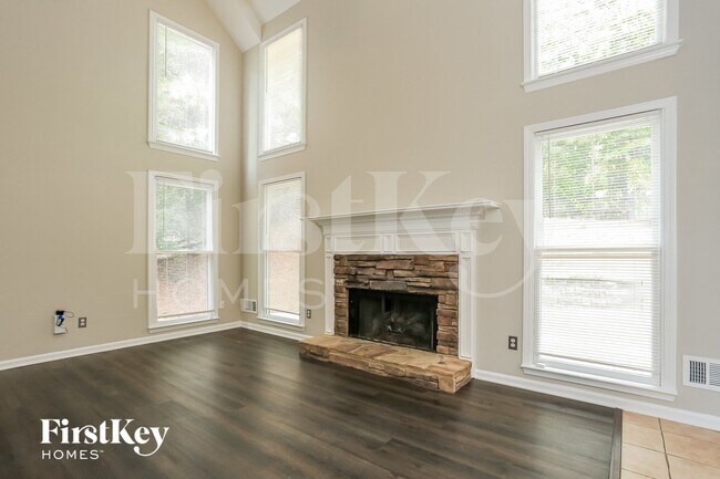 Foto del edificio - 123 W Point Trail