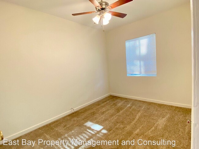 Building Photo - 1 br, 1 bath House - 4916 Jensen Rd.