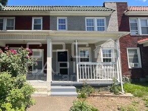 Building Photo - 1728 Paxton St