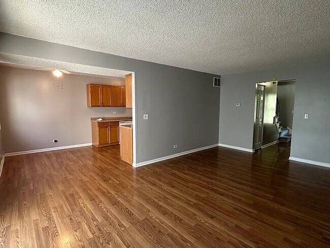 Foto del edificio - 1741 Bell Dr