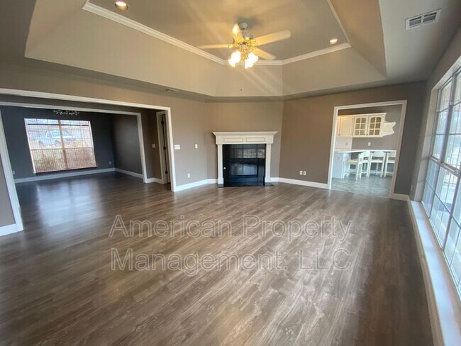 Building Photo - 6429 S 27th W Ave