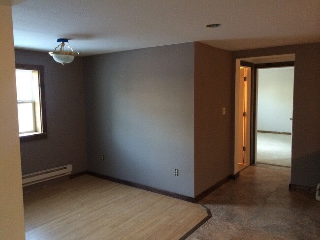 Building Photo - 3217 US-20