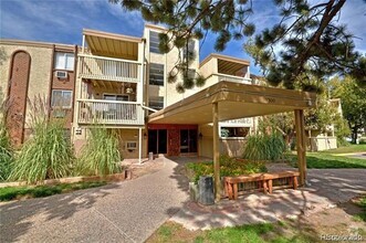 Building Photo - 1306 S Parker Rd