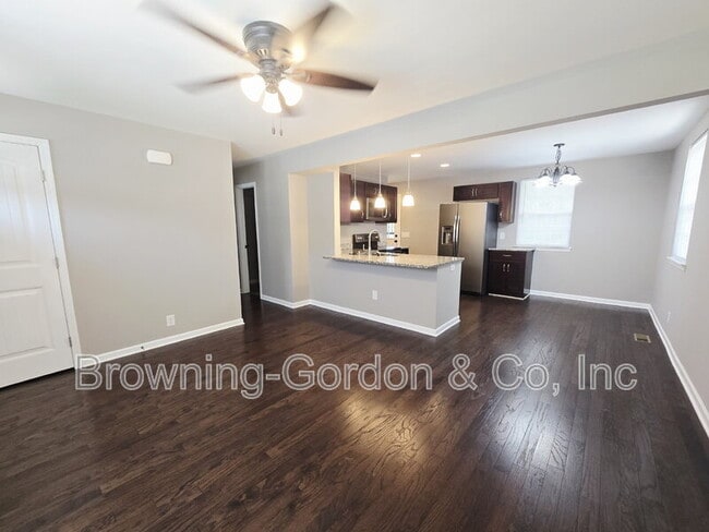 Building Photo - 3411 Cocoa Dr