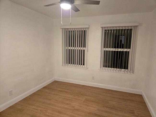 Building Photo - 1514 2nd Ave