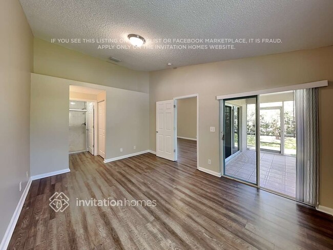 Building Photo - 8 Erwood Pl