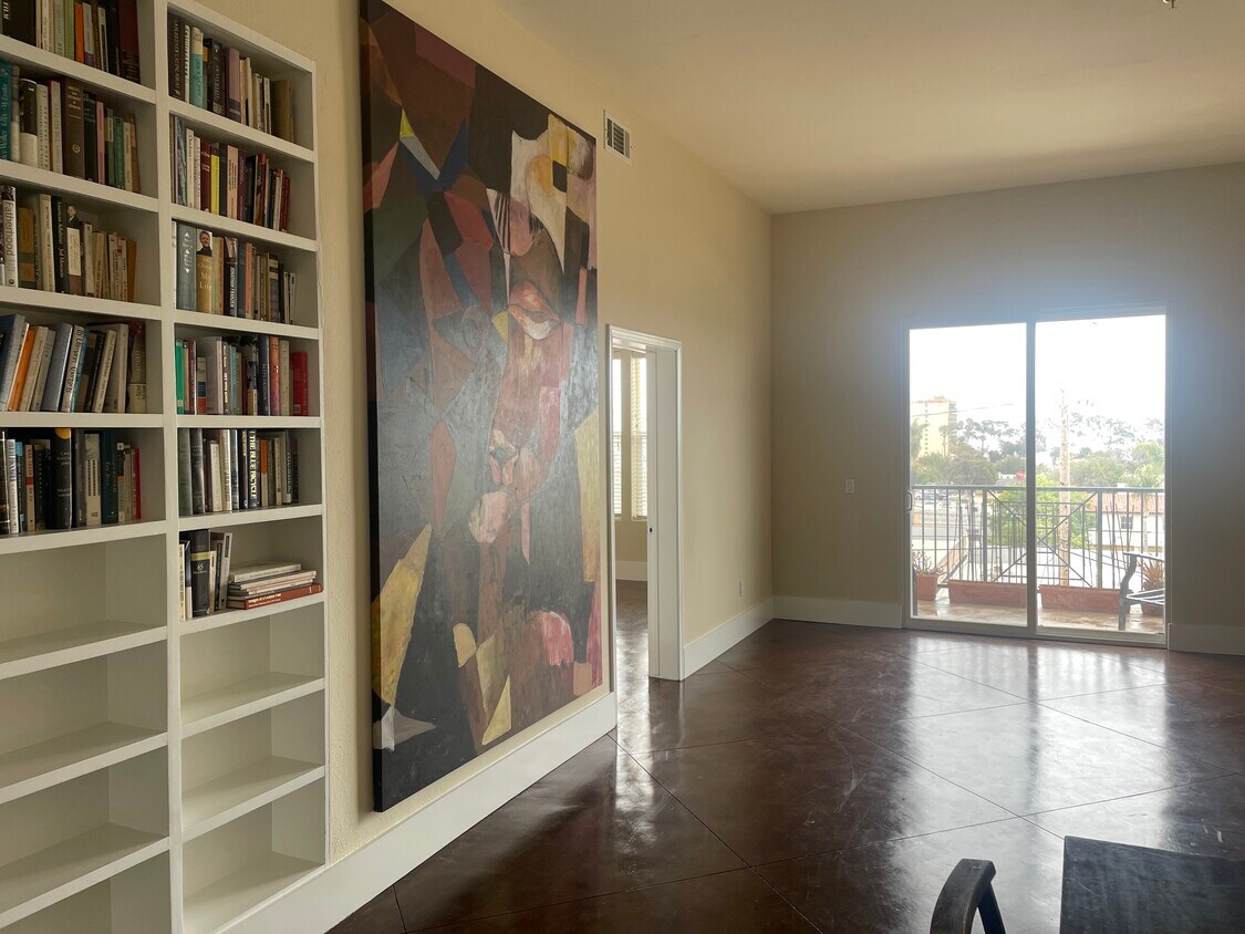 936 Poli St Unit 203, Ventura, CA 93001 Condo for Rent in Ventura, CA