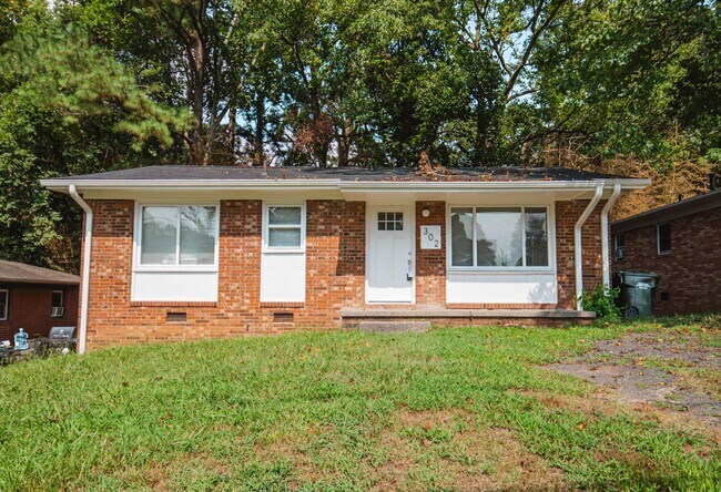 Coming SOON ! This 3 Bedroom home in Fores... - Coming SOON ! This 3 Bedroom home in Fores...