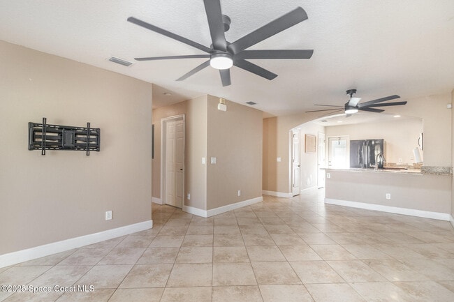 Building Photo - 1200 Luminary Cir