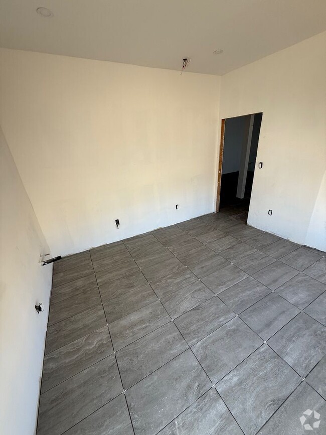 Building Photo - 1551 La Cienega Blvd