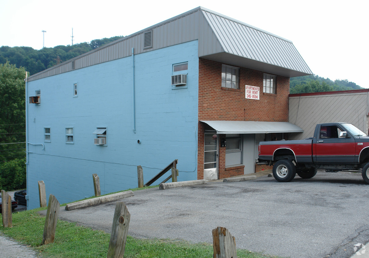 Building Photo - 2637 Fort Henry Dr