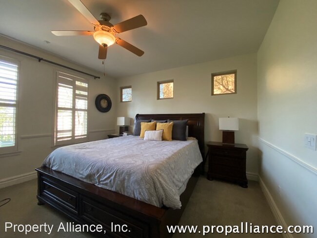 Building Photo - 3 br, 2 bath House - 2183 Silverado Street