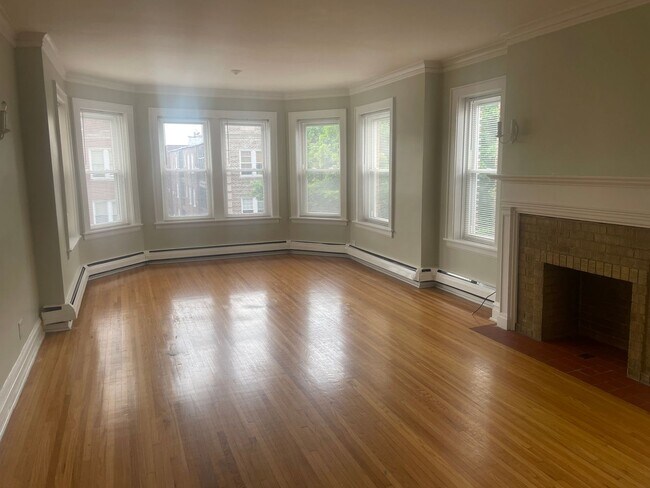 Foto del edificio - 4933 W Cuyler Ave