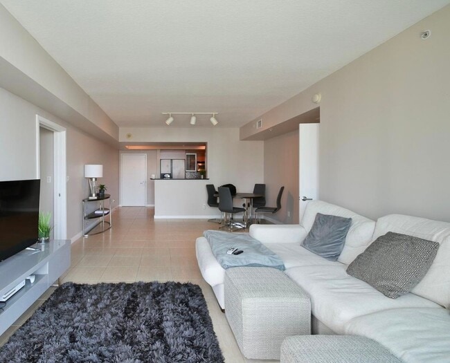 Photo - Two-Bedroom Residence with Bay and River V... Apartment