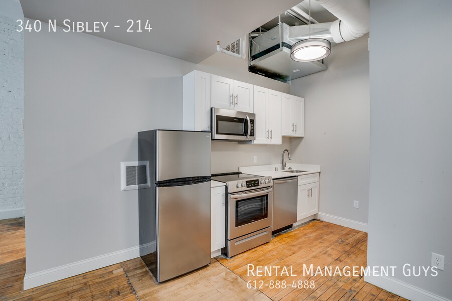 Building Photo - 340 N Sibley-214