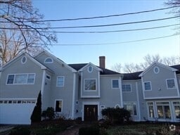 Building Photo - 36 Sunhill Ln