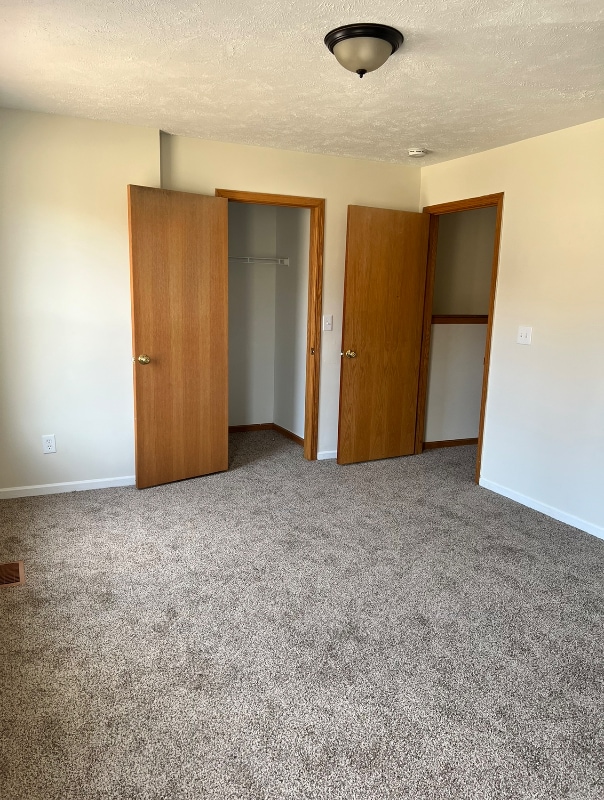 924 N Winnebago St, Rockford, IL 61103 House Rental in Rockford, IL