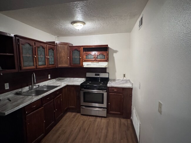 Foto del edificio - 240 Wheeler Ave SE