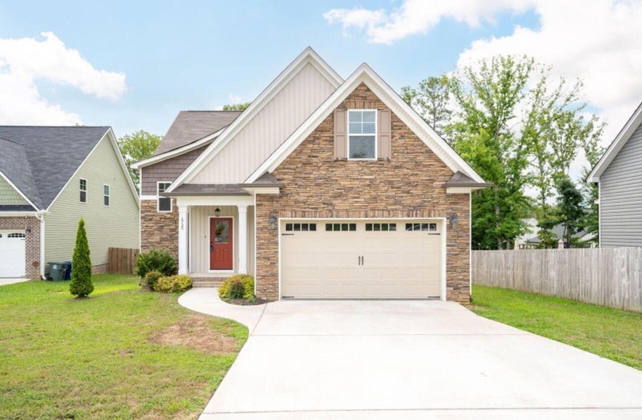 Primary Photo - 1725 Oakvale Drive