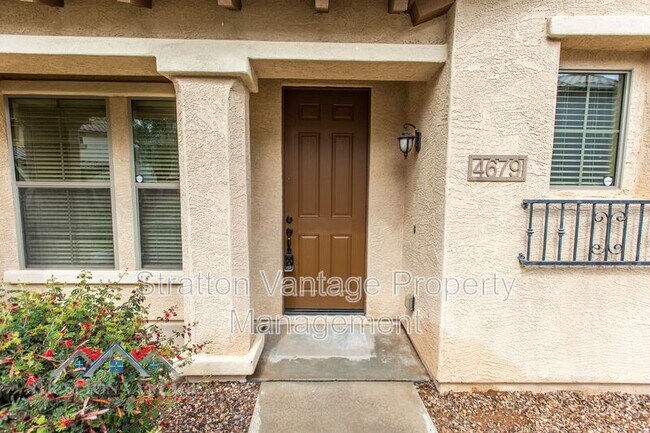 Foto del edificio - 4679 E Claxton Ave