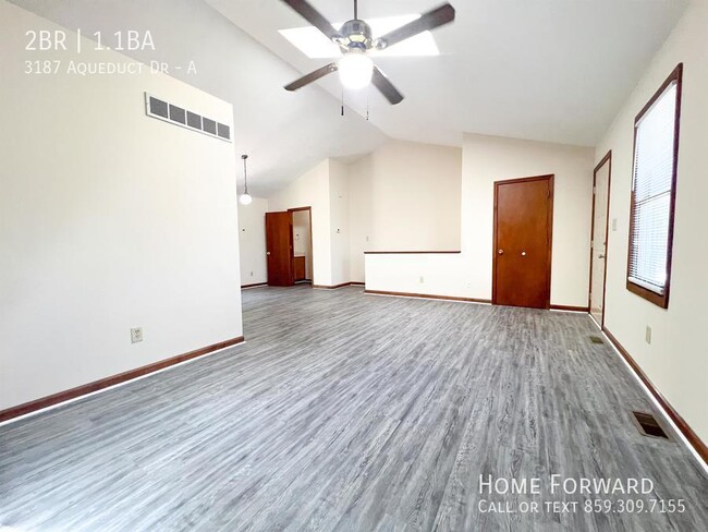 Building Photo - 3187 Aqueduct Dr