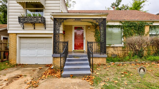 Building Photo - 2 Bedroom Home with Covered Patio