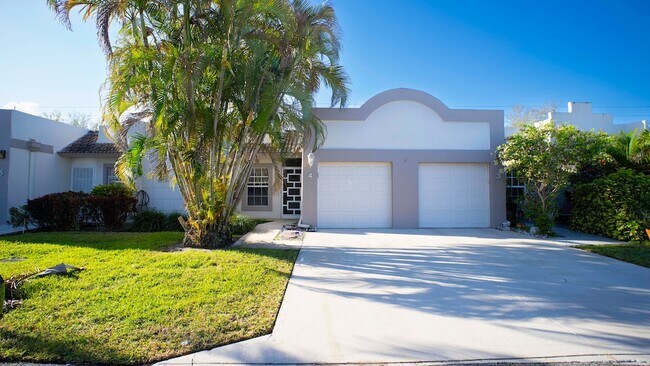 Foto del edificio - 9110 Fairbanks Ln