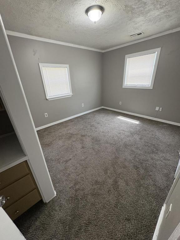 Foto principal - 804 N Capelle St
