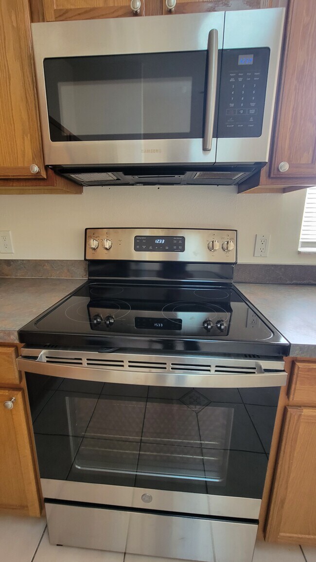 Foto del edificio - 3224 Abiaka Dr