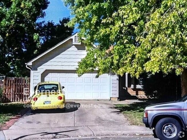 Building Photo - 3904 S Espana St