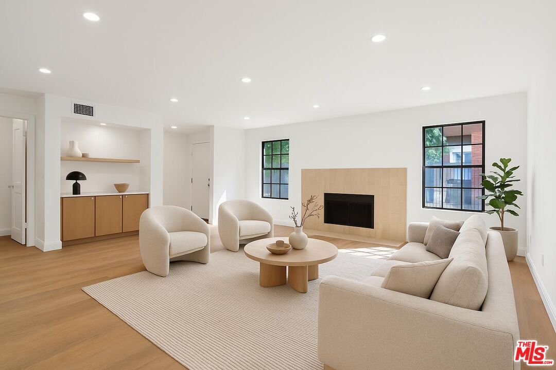 Foto principal - 2541 Stoner Ave