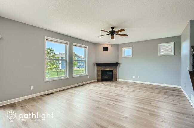 Foto del edificio - 6886 Jewel Ave S