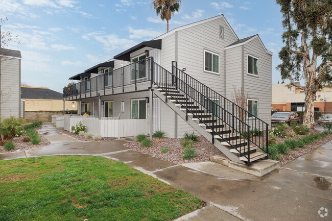 Apartamentos Parkway Village - Parkway Village