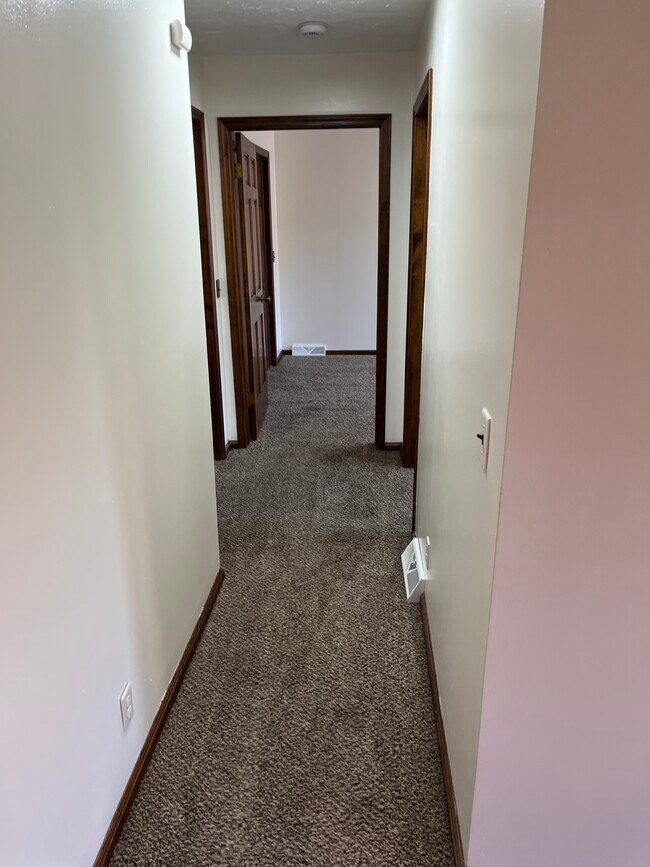 Foto del edificio - 1096 Oliver St