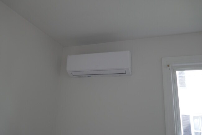 Foto del edificio - 600 W Colonial Ave