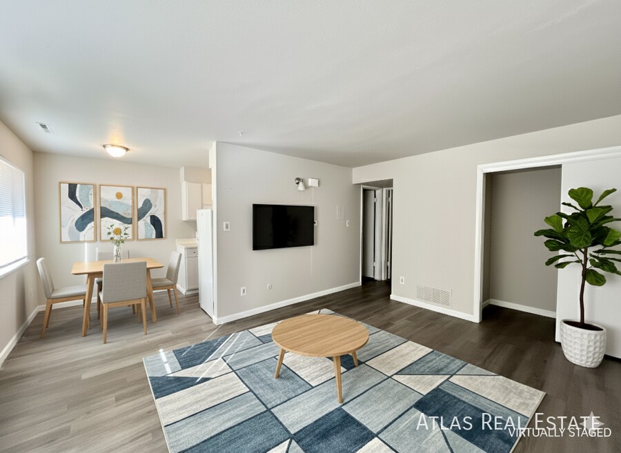 Photo - 4414 N Chestnut Street-3