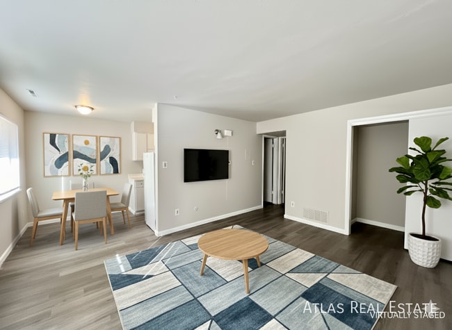 Photo - 4414 N Chestnut St Apartment