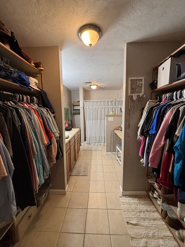 Foto del edificio - 11070 NW 60th Dr