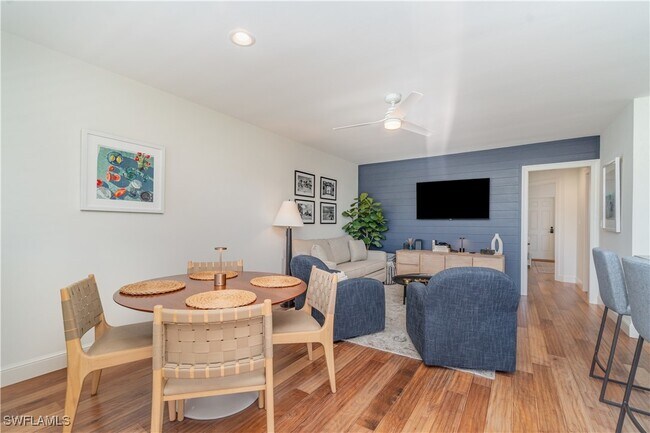 Building Photo - 473 12th Ave S