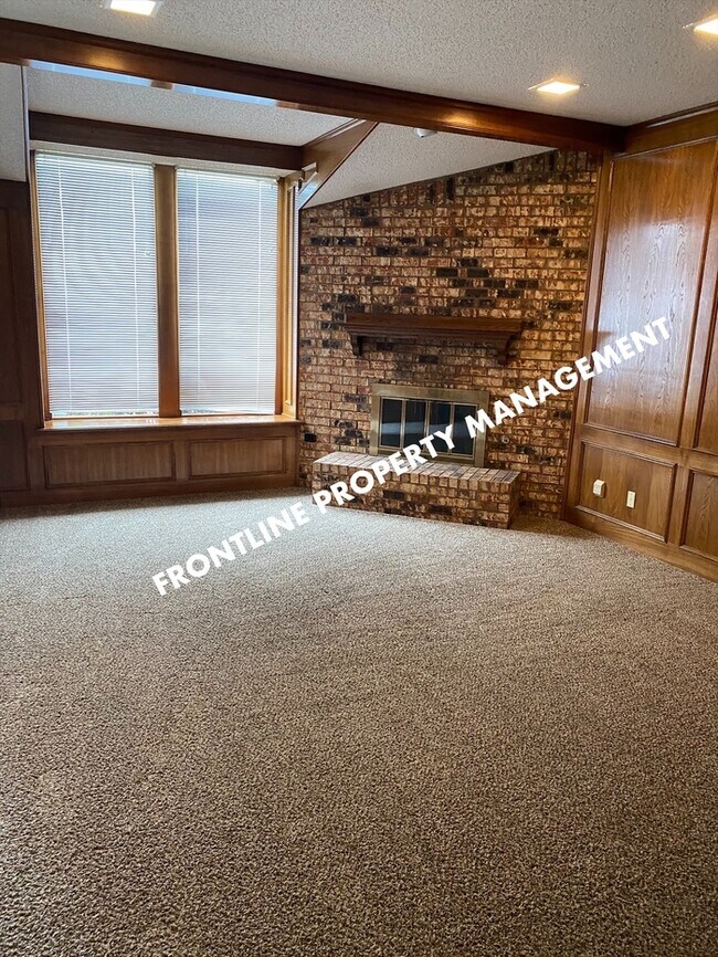 Foto del edificio - 4029 St Christopher Ln