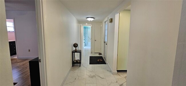 Building Photo - 2009 Riverbluff Pkwy